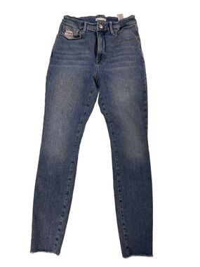 Good American Classic High-Rise Slim Straight Jeans - Blue